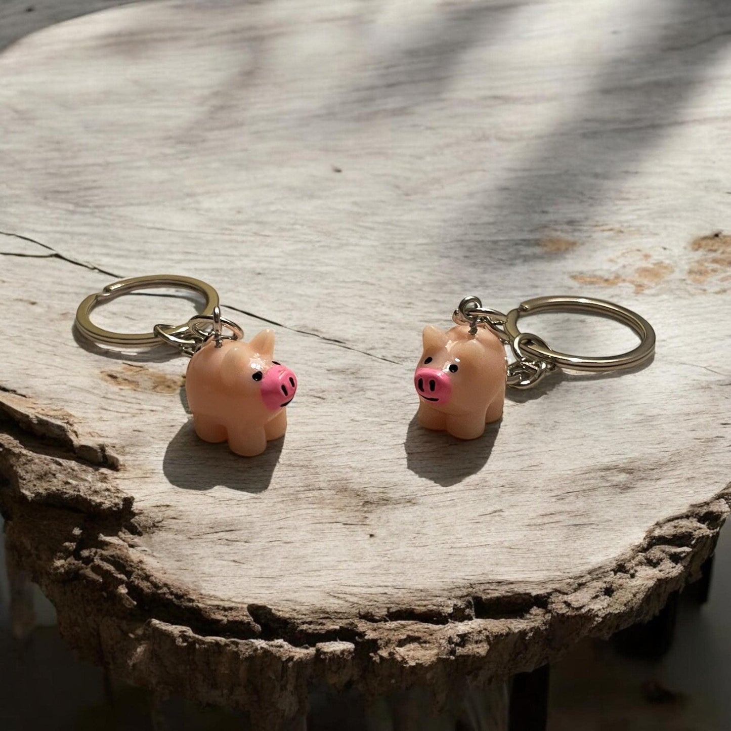 Pig keychains  , animal keychain farming animals , pigs , piglets, fallowing