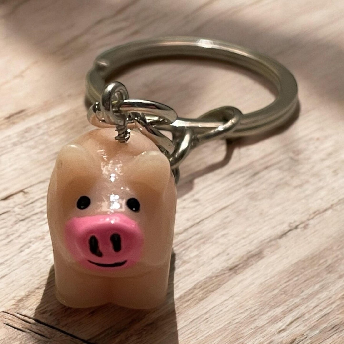 Pig keychains  , animal keychain farming animals , pigs , piglets, fallowing